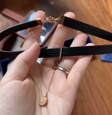 9新 施华洛世奇颈脖项链皮chock，仅试...