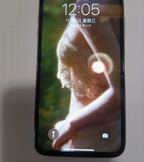 iPhoneX  换手机了 电池健康77%...