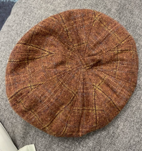 57公分,贝雷帽,咖啡色英伦风 感兴趣的话...