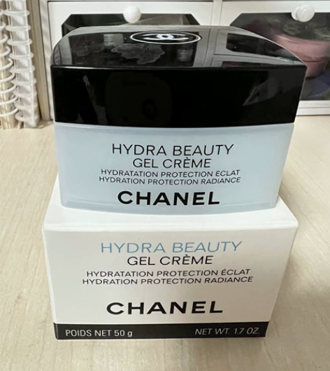 CHANEL香奈儿山茶花润泽水凝露 轻盈保...