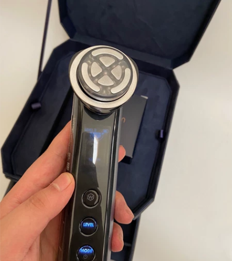 雅萌max二代美容仪 全新正品  全新未开...