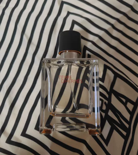 爱马仕大地香水 余量如图，自用正品，可有验...