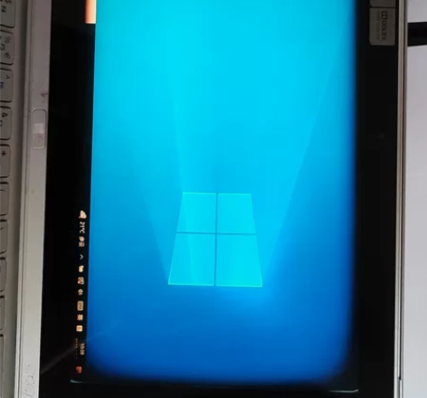 笔记本电脑，宏基P3 171，60固态。电...