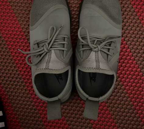 Nike露娜跑鞋 C罗同款 正品  便宜处...