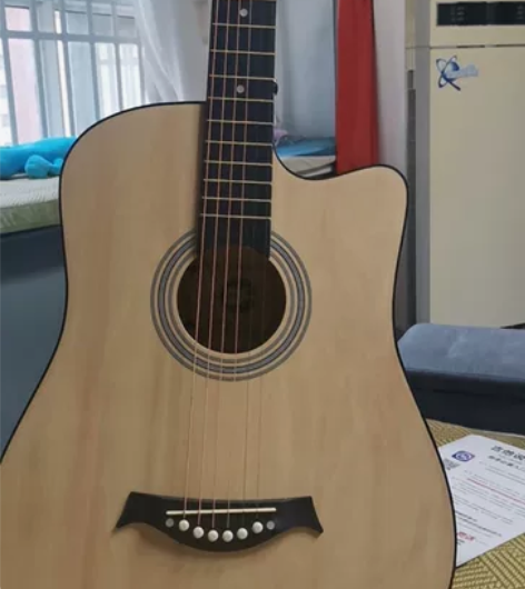 【包邮】闲置转让原价一千多的全新单板民谣吉...