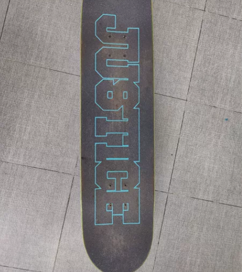 沸点Justice滑板，买来只滑了几次，学...