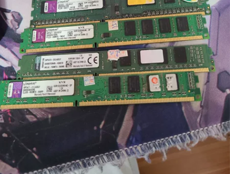 金士顿1333hz，4g内存2根。1600...