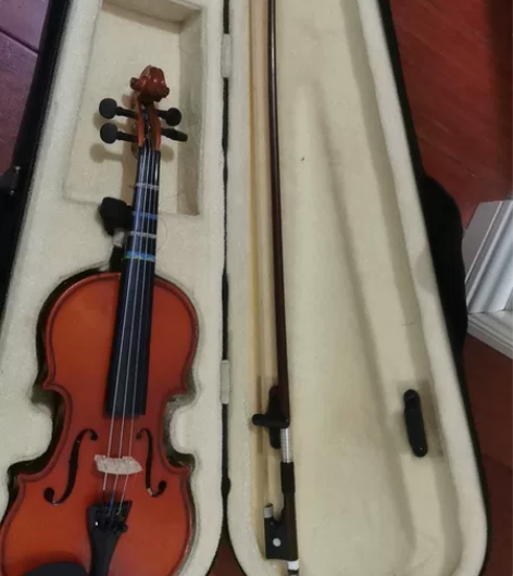 1/8小提琴，送调音器松香 感兴趣的话点“...