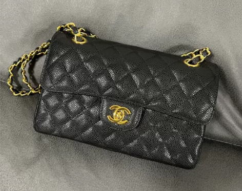 香奈儿cf 黑金 小号 感兴趣的话点“我想...