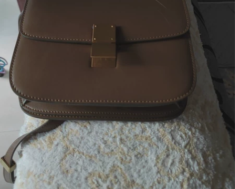 真皮女士挎包 感兴趣的话点“我想要”和我私...