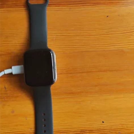 魅族watch，有磕碰，有贴膜（屏幕本身我...