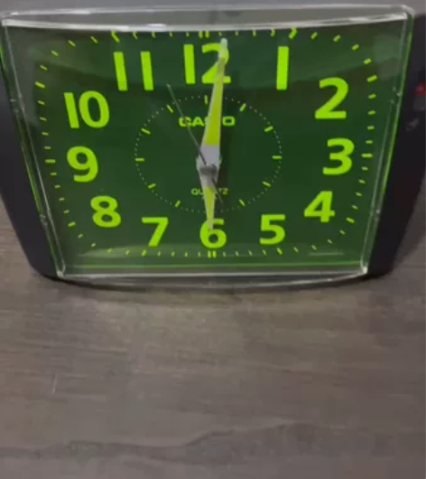 99新卡西欧小闹钟 黑白两个颜色，淘宝19...