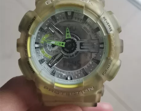 Casio 冰韧 黑铁原盒在 原价700多...