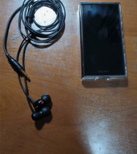 索尼a105hn原装降噪耳机，索尼nw51...