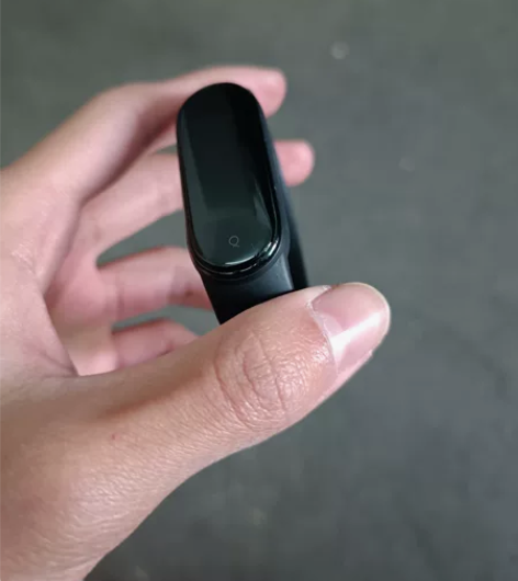 小米手环5标准版，充电器还在，功能一切正常...