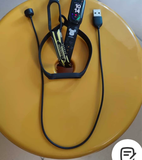 小米手环6NFC款,非标准版,自己多买了两...