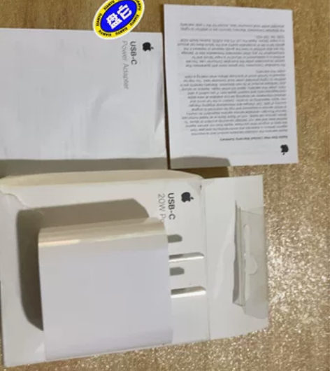 Apple 20W USB-C手机充电器插...