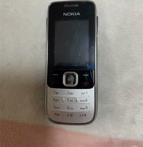 诺基亚手机 开不了机，充不进去电 请看好，...