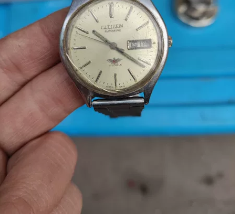 西铁城手表正常走时，不包精准看好再拍售出后...