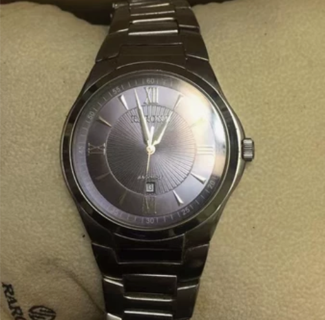 雷诺手表,正常走表 感兴趣的话点“我想要”...