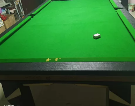 诺克玛台球桌 标准黑八台 几乎全新 买来放...