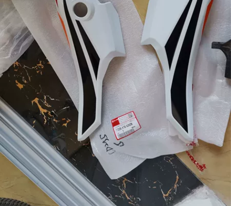 原装正品,左右一对 感兴趣的话点“我想要”...