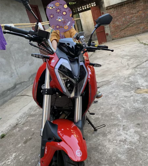 贝纳利小迅龙150s，自己19年买的车，一...