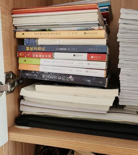 各式青春文学小说有全新的  尚未开封的  ...