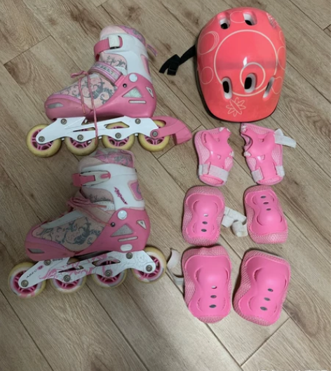 TB轮滑鞋 旱冰鞋 码数：35-38，大小...