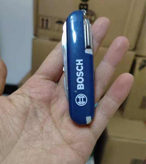 博世多功能折叠军刀水果刀锉刀啤酒开瓶器剪刀...