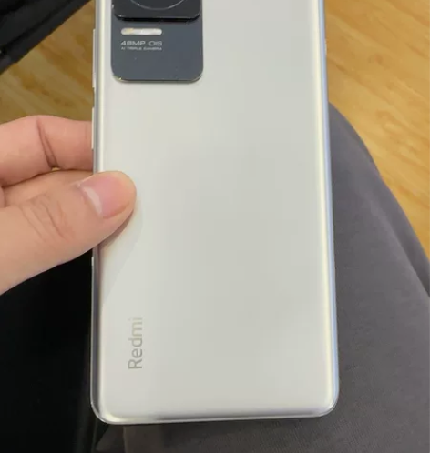 红米k50 12+256 6月的机子 备用机使用，电池目前还...