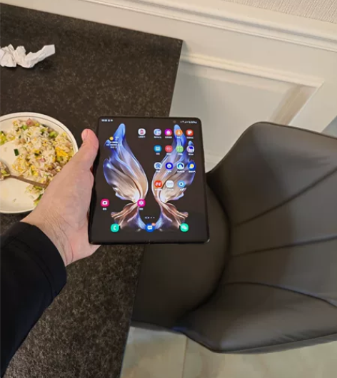 个人一手国行三星w22，换过原装外壳，99...