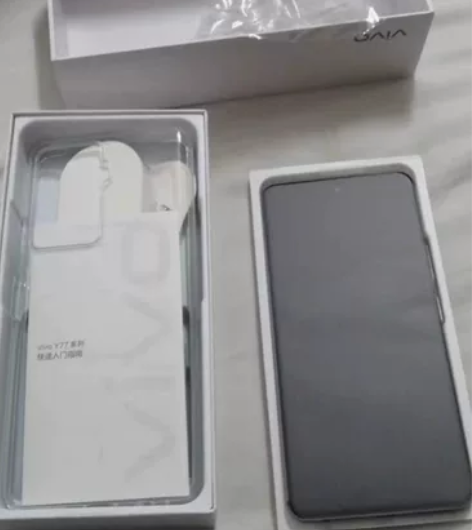 vivo Y77 黑色 12+256 全新...