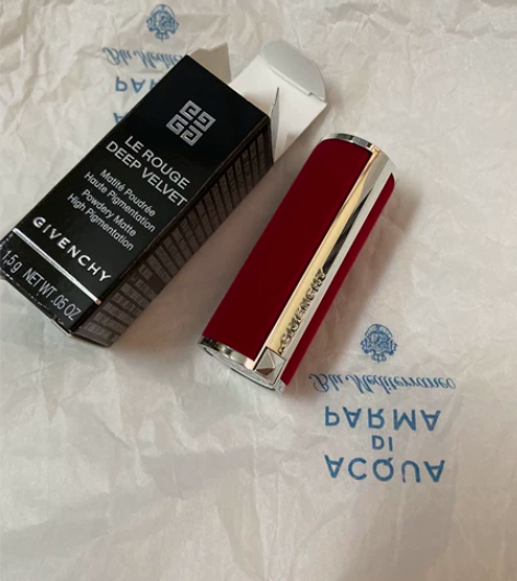 免税正品，纪梵希n37口红小样中样 1.5...