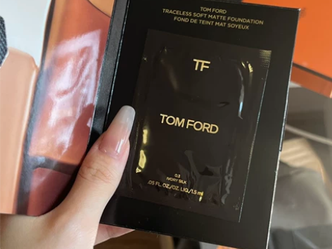 多图闲置化妆品 粉底液小样 眼线笔 高光眼...