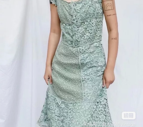 蕾丝拼接vintage 连衣裙 l码 无明显瑕疵 颜色偏向图一