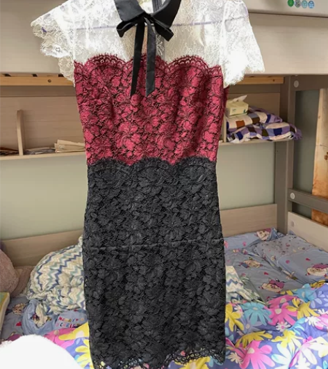 西班牙代购Sandro经典蕾丝连衣裙 感兴...