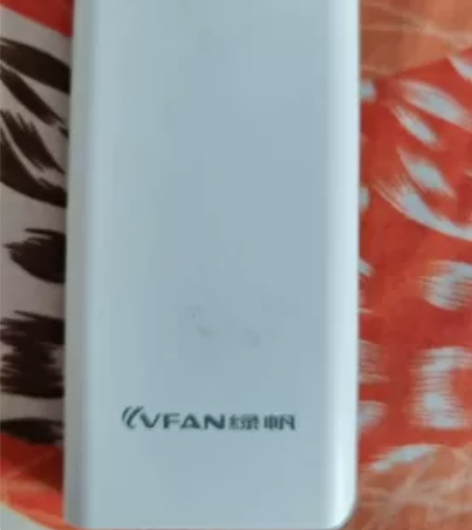 快充充电宝10000毫安大容量1万毫安卓苹...