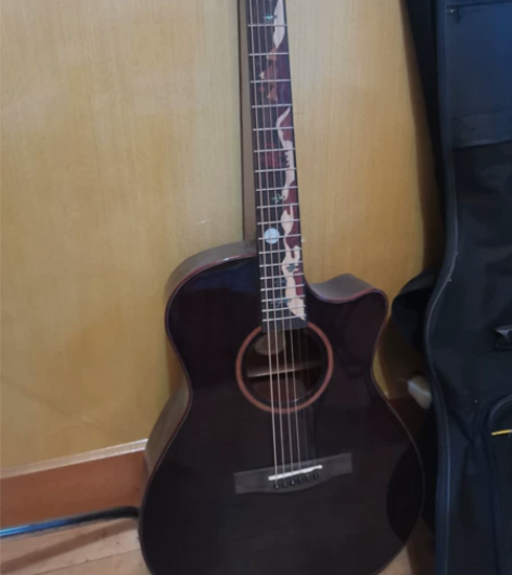 转课，喵叔叔吉他社的吉他课，原价一千二，现...