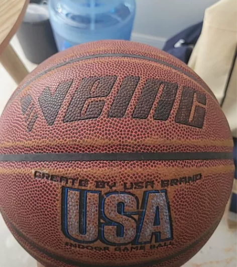 维赢牌篮球 型号WB-101 感兴趣的话点...