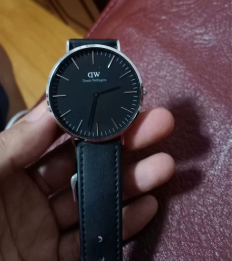 dw丹尼尔惠灵顿石英手表，8成新，二手物品...