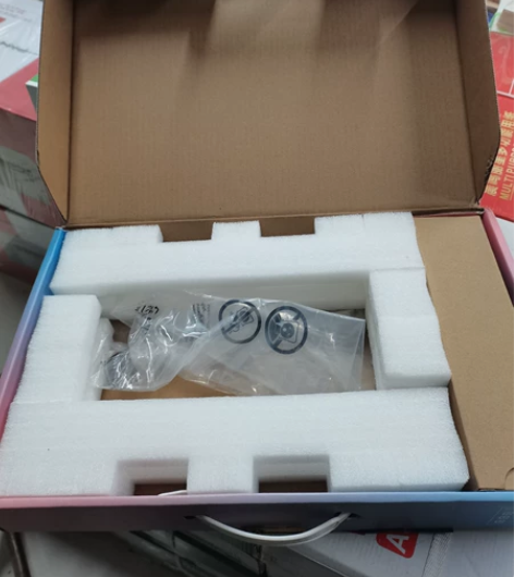 联想小新pro14空箱,泡沫齐全,没原包装...