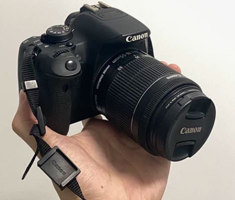 出一台自用佳能700D单反，没太厉害的损伤...