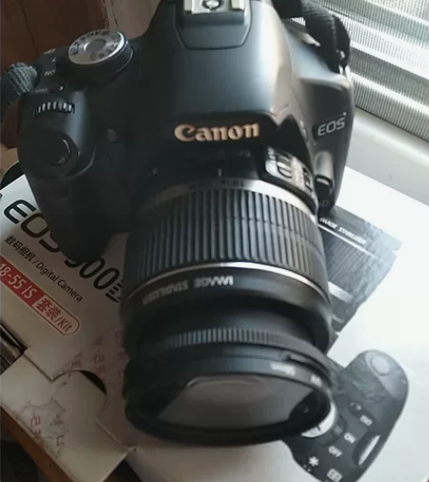 自用佳能单反EOS500D，18-55IS...