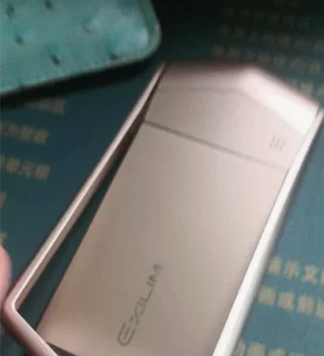 卡西欧自拍神器TR600 之前做女装网店拍...