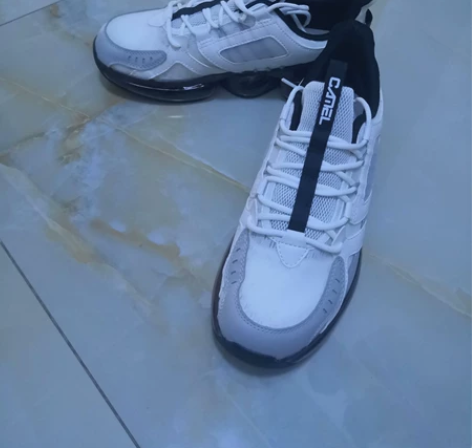 骆驼39码全气垫超轻网鞋（号码偏大点）。本...