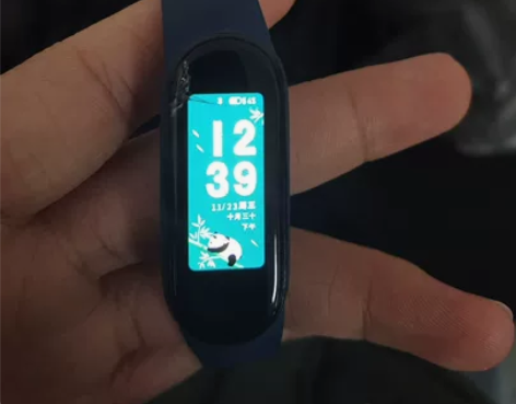 自用小米手环5,左上角屏幕有碎裂,不影响使...