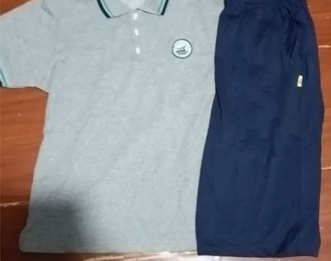全新全棉夏季校服套装，尺码150，合适的拍...