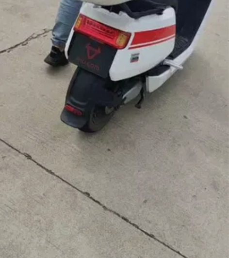 小牛电动1500电机一块电瓶N顶配 感兴趣...