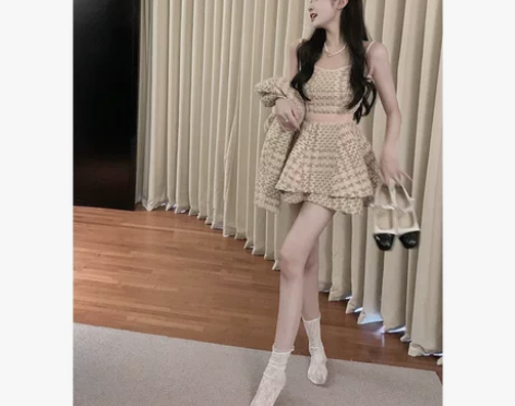 无袖性感吊带连衣裙气质夏季小香风粗呢收腰蓬...